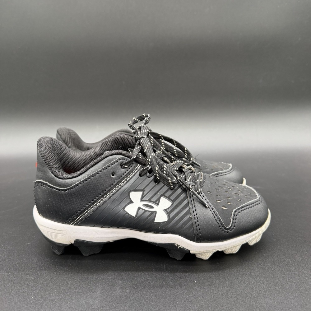 Under Armour Leadoff Low RM Boys Size 1Y Black White Running Baseball Cleats